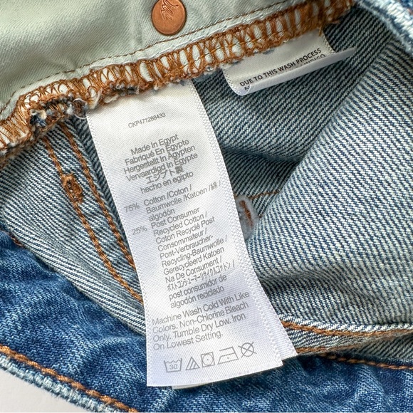 Madewell Relaxed Fit Denim Shorts Size 25 Cut Off Frayed Hem - Picture 5 of 6